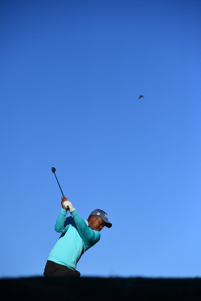 Early scores coming in: Musiwalo Nethunzwi birdies 1 and 2 to go 5-under.
Final Rd #BETChamps

Scores: goo.gl/zt83ow