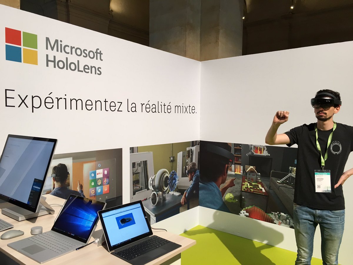 Flo_Plsr's tweet photo. Venez découvrir la réalité mixte avec #HoloLens et les applications @AutodeskFrance sur le #Autodeskforum #AR #VR #MR #design #BIM https://t.co/2Ne4Ua3vKi
