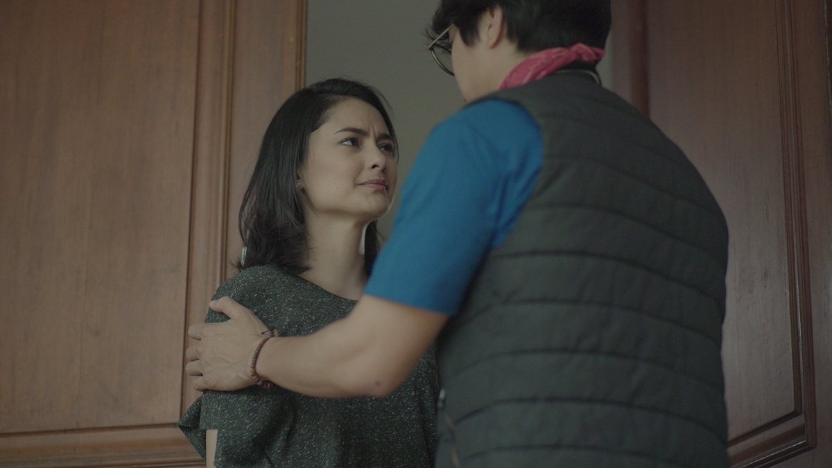 cintarahasiaNET's tweet photo. Loh kok... Rizky dan Nadine kenapa ini? 😔

#cdr2episodeterakhir #nontonNETjam5 https://t.co/Tp9o2AeILc
