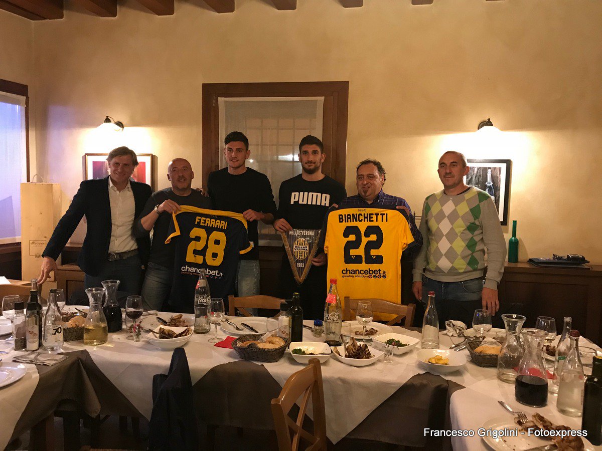 HellasVeronaFC's tweet photo. #CalcioClub: a Montecchia di Crosara la serata dedicata al Confine Gialloblu
Leggi qui ➡️ https://t.co/2uEP8ShSfw
#DaiVerona https://t.co/uQnXiBxqI4