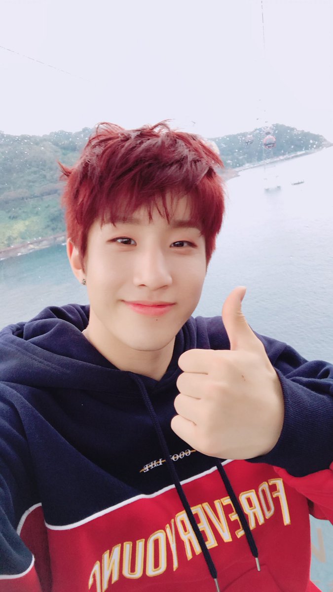 offclASTRO's tweet photo. 어느새 우린 이렇게 성장하여 6번째 앨범을 준비하고있다💕🐶 https://t.co/93NDUXmYKS
