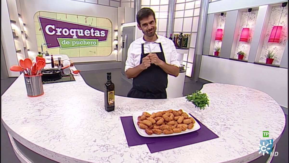 jmltoro's tweet photo. Croquetas de puchero https://t.co/tQIfPNYGlU https://t.co/n9JYrelOOw