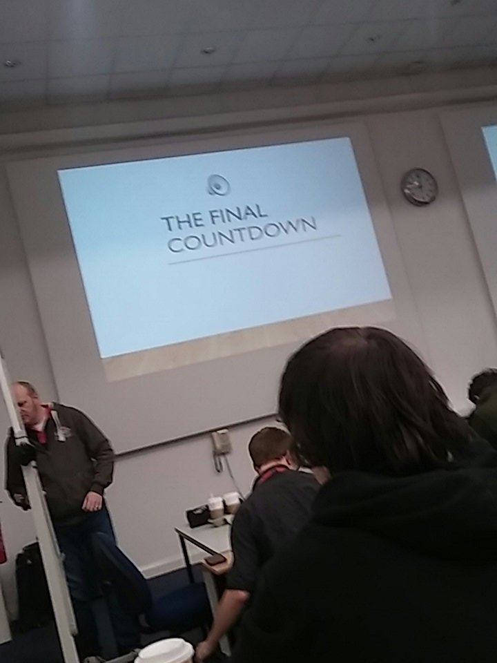 D3Cherry123's tweet photo. What a way to kick off the Thursday morning #uclan4wc https://t.co/lTgt8PhFsG