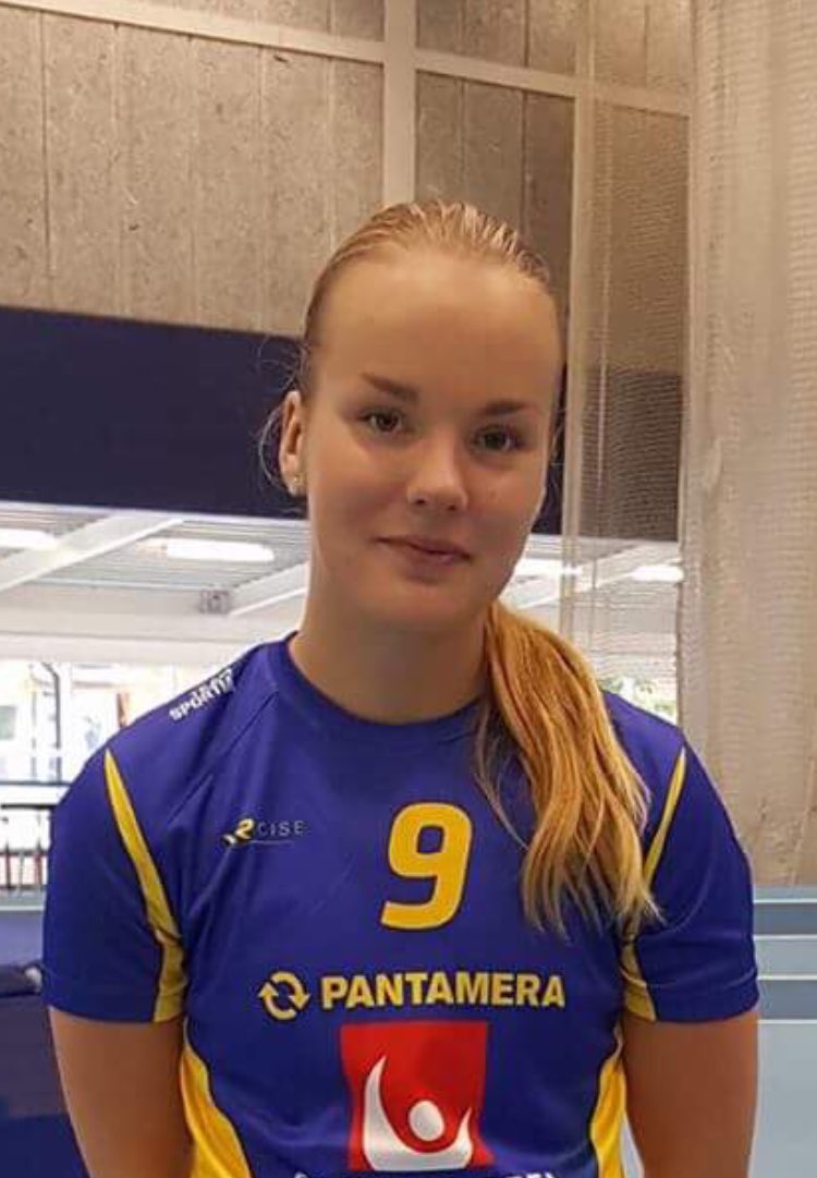 🇸🇪<a href="/tildajansson/">Mathilda Jansson</a> drar återigen på sig den blå-gula tröjan!

3-5 november samlas U19-landslaget för EFT.
Läs mer här:

innebandy.se/Nyheter/Landsl…