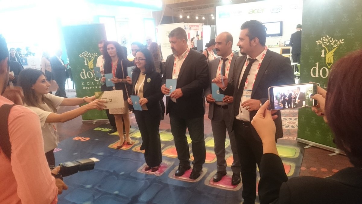 93Mrv93's tweet photo. Kodlama ve Matematiği birleştirdiğimiz oyunlarımızı gelin sizinle de oynayalım 🤗 #GESSTurkey #gess2017   #codemath #dogatech https://t.co/4SdeoKZOBm