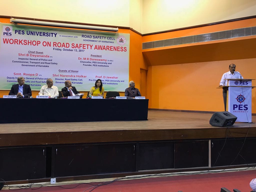 D_Roopa_IPS's tweet photo. Conducted road safety awareness programmes in Engineering colleges at Bengaluru-- https://t.co/XMMM2bGnjG