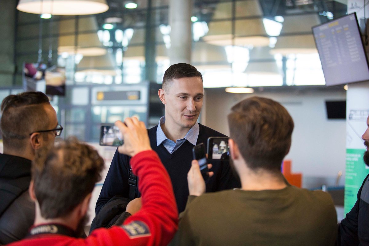 bczalgiris's tweet photo. #Zalgiris is off to #Moscow with the charter flight ✈️for the @EuroLeague game vs @Khimkibasket. The guys are sharply dressed by #Baltman!🕴️ https://t.co/x4dDfZ1zhg