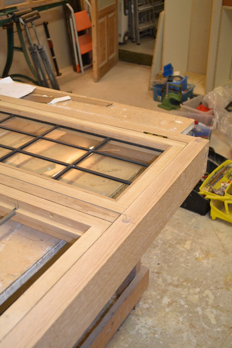 Oaktreecm's tweet photo. Work in progress. Oak Windows with traditional leaded lights.  https://t.co/2kzJDB4LiI #oakwindows #leadedlights https://t.co/nJOibzqtwH