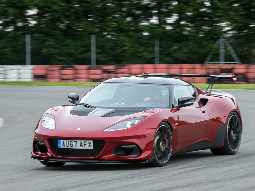 PistonHeads's tweet photo. The most expensive Lotus has landed. And it lives up to its billing https://t.co/DjHY53685Z https://t.co/bSxT4B6tGI