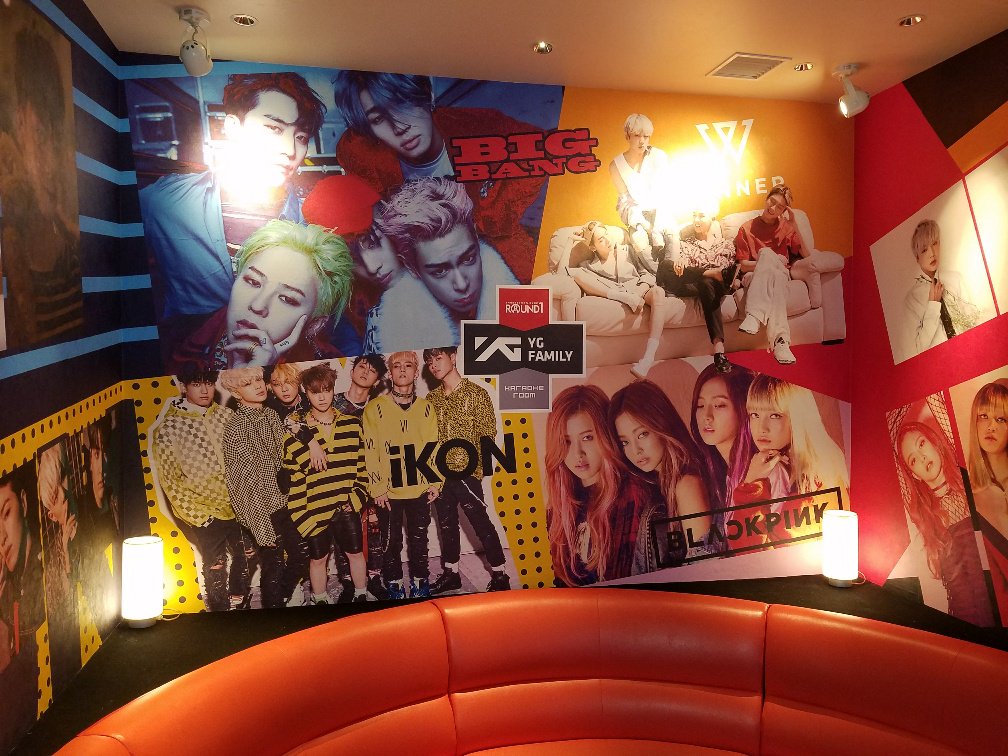 YGJAPANofficial's tweet photo. #YG FAMILY × #ROUND1 カラオケ『YG FAMILYルーム』全国5店舗にて好評開催中🎤🔥ルームご利用の方へオリジナルグッズプレゼント✨▼https://t.co/Gp5gs2whBu …
#BIGBANG #WINNER #iKON #BLACKPINK https://t.co/9TVpLhnj9p