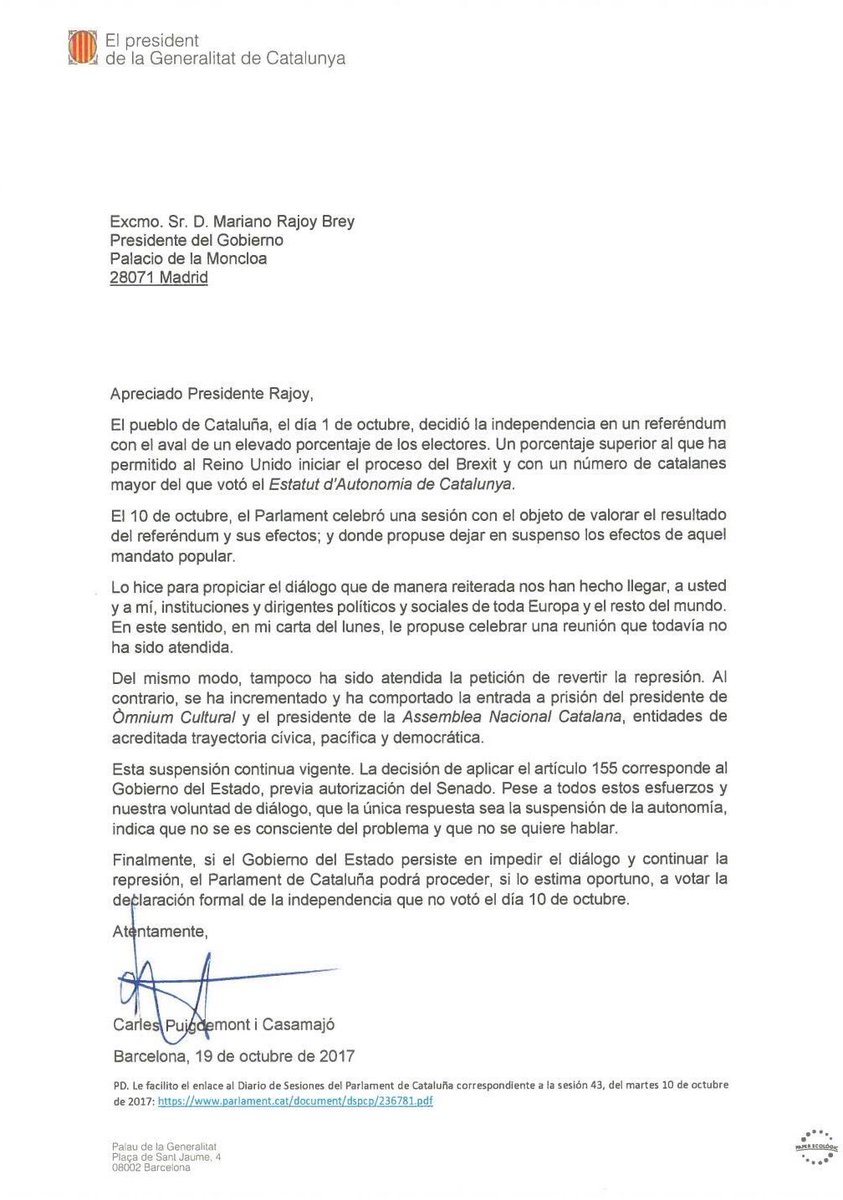 jordicalvis's tweet photo. Manuals d'ús gràfic. Helvètica vs Arial, icones agafades qualsevol web... Està clar és que els bons dissenyadors seran sempre nostres. https://t.co/Q1XjWDkYdT