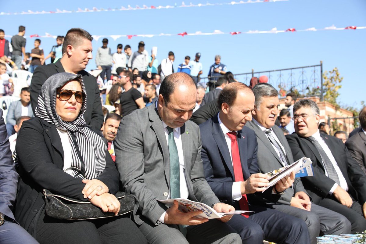Ev sahipliğini yaptığımız Tübitak 4007 Şanlıurfa Bilim Şenliği yoğun bir katılımla başladı. Tüm hemşehrilerimizi bekliyoruz. Hayırlı olsun.