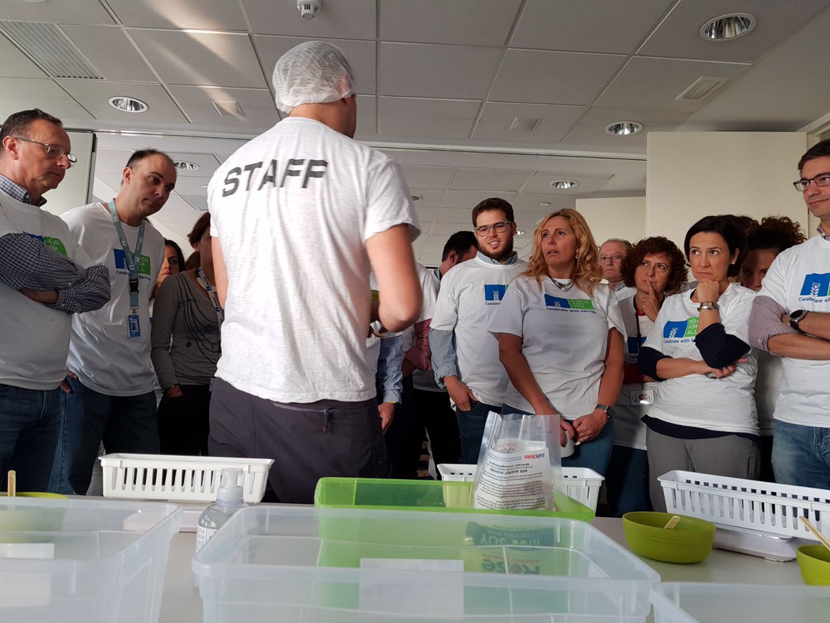NetApp_es's tweet photo. Estamos a pleno rendimiento aquí en esta #NetAppsolidaria para @Rise2030 #foodforall https://t.co/XpZw4aockF