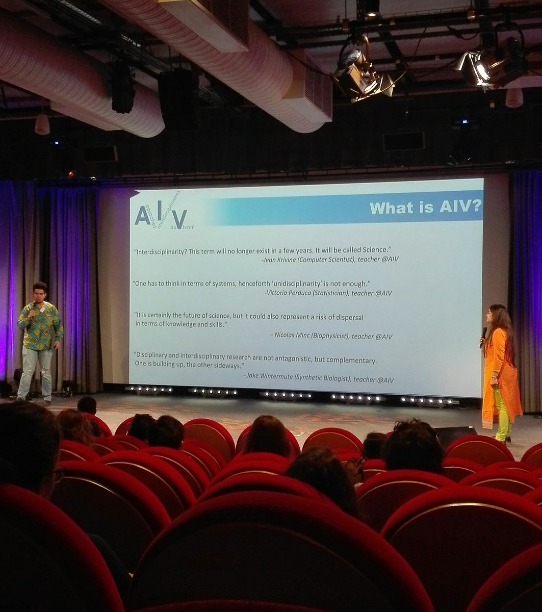 Nina Varchavsky tweet media