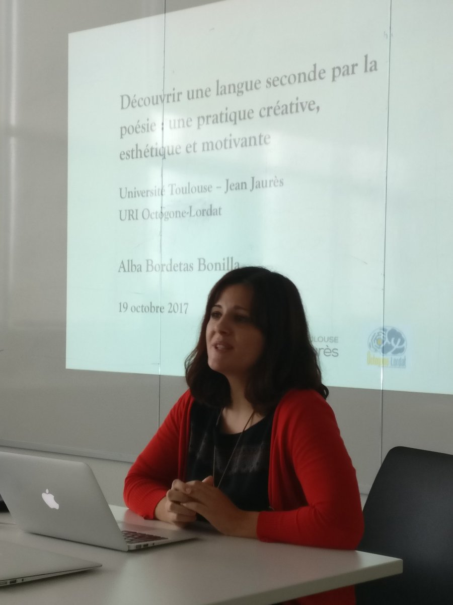josepvidala's tweet photo. Alba Bordetas i la descoberta de segones llengües gràcies a la poesia. #2aJFPCatFra #IRLlull #Ut2j #CLE https://t.co/eTjSP7vood