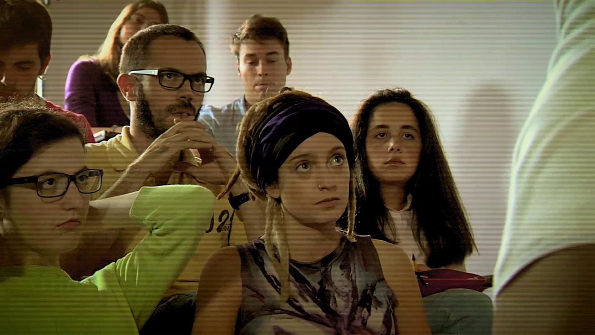 TAC_serie's tweet photo. En #TAC7 viaxaremos ao pasado para coñecer máis de Losada, Lois, Sara e Laura 😂 Hoxe á noite na @TVGalicia @crtvg @Dani_Trillo @RaquelEspada https://t.co/3sGsrQZUVQ