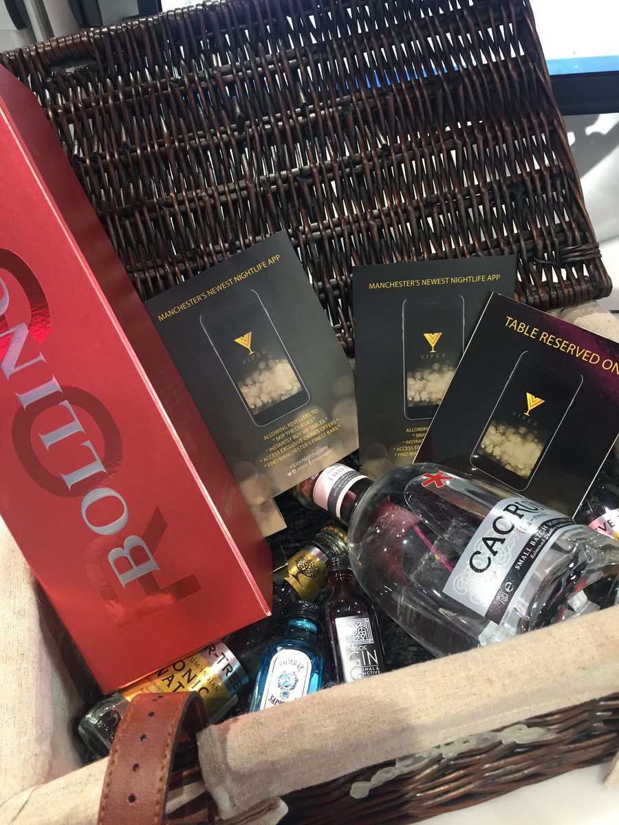 lornabancroft's tweet photo. Thank you @viper @stephledigo for my Thursday treats. App already downloaded ๐ #nightlifeapp #skipqueues #viptables #drinks #manchester ๐ https://t.co/rYjnribQX3