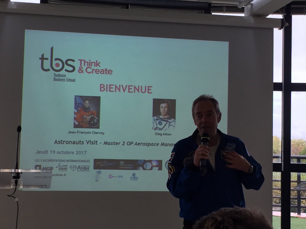 BarzantnyC's tweet photo. @esa Astronaut Jean-François speaks to @ToulouseBS students #AerospaceManagement option on human #Space adventures https://t.co/mR331Y4yfV