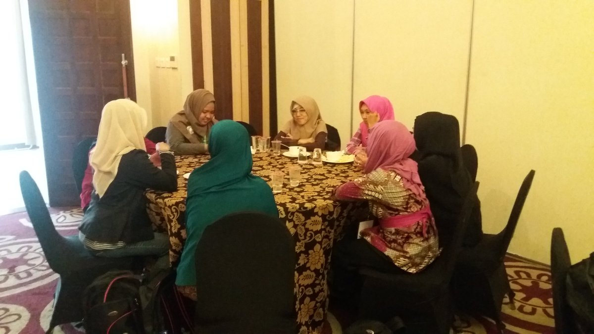 Wida73569686's tweet photo. Pelatihan Pratugas pendamping Desa
#bhaktipendampingdesa 
#PendampingDesa 
@ttpindonesia
@kemendesa
@EkoSandjojo 
@taufikmadjid71 https://t.co/3LURSsz5GX
