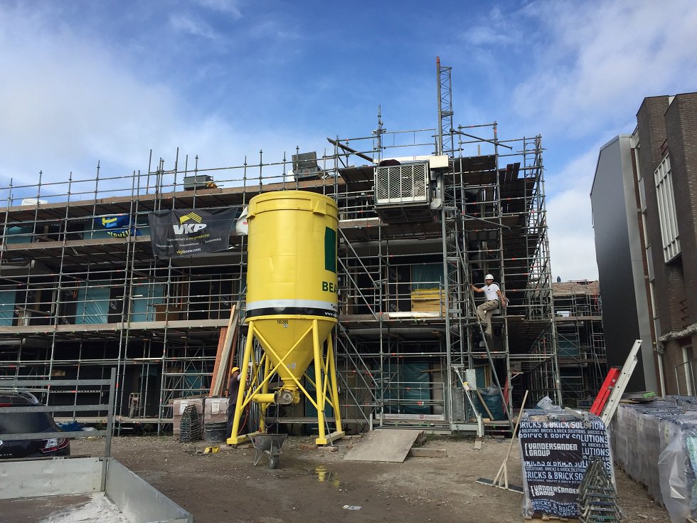 RothuizenAS's tweet image. Vorige week is het hoogste punt (13,35 m) van woonzorgcentrum Antonius in Kloosterzande bereikt! bit.ly/2kZNPXJ