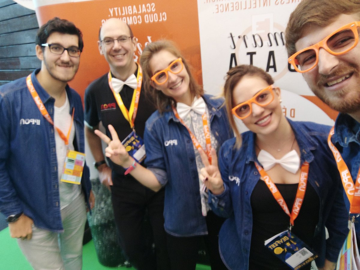 ippontech's tweet photo. Venez nous retrouver sur notre stand très @java_hipster au #devfestnantes ;) #Beacoder #beahero https://t.co/7gOPKUd9Ne