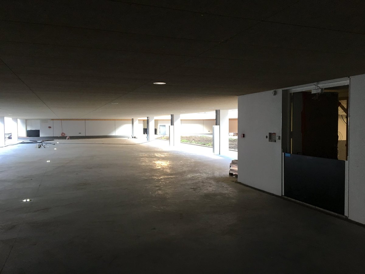 Hydroprotect's tweet image. #Fabrication et #installation de 9 #dispositifs de #protection contre l'#inondation #HIPRO© H900 RAL9010 #CIG #Versaille #France ⬇️ 💪🌊⛈️