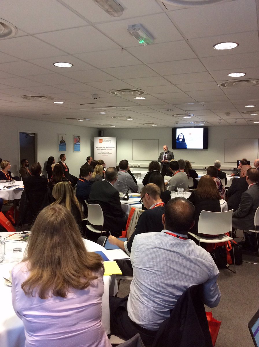 itslearningUK's tweet photo. Opening from Deiric O'Tuathail @hopwoodhall Principal #EmpowerEdu17 https://t.co/44bD3EJV3D