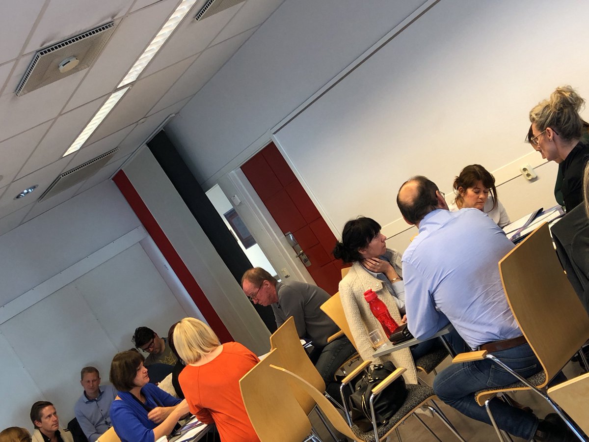 EmmaStahre's tweet photo. Dialogerna pågår för fullt!! #vipåaf #MOdig8 @CBrandstedt https://t.co/2MTplR4Kaq
