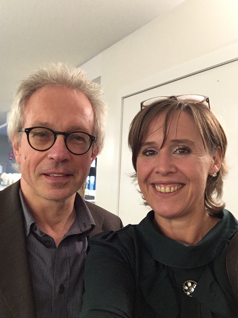Triangis's tweet photo. Warm onthaal en positieve reacties #directiecongres secundair onderwijs #keynote #overloopeffect https://t.co/HJwpWh1xHv