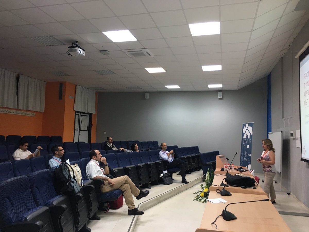 frangp's tweet photo. The #TEEM2017 track on Computational Thinking issues has started https://t.co/NNt1tmonN2