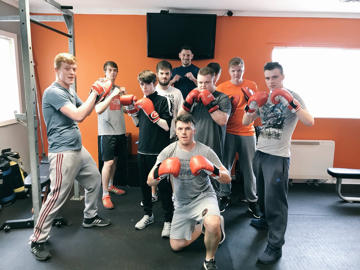 SL_Ayrshire's tweet photo. Massive thanks to @td_pt from @kilmarnockgym for a great boxing session yesterday afternoon 🥊 @Street_League @LH_StreetLeague https://t.co/l8TEQcBE7l