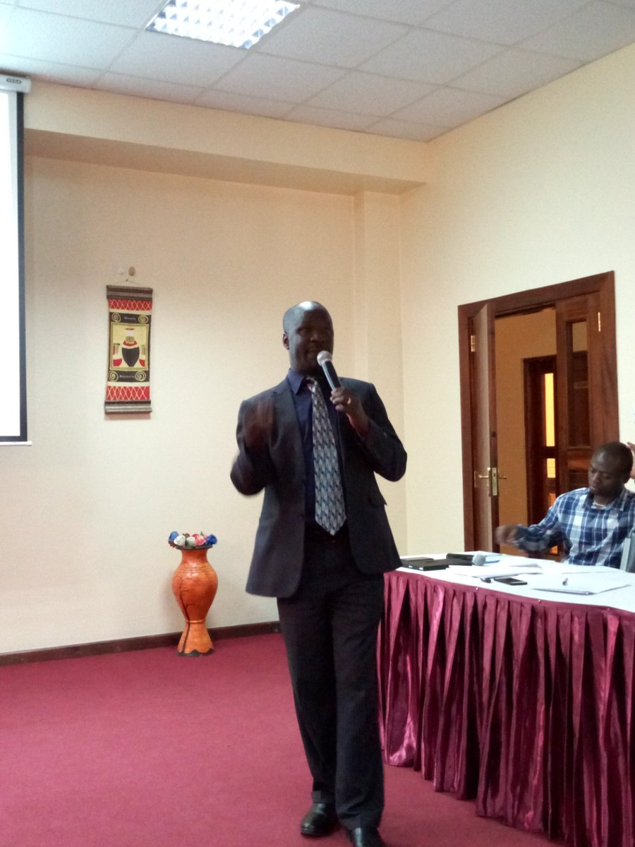 sjHekima's tweet photo. Current speaker: Rodgers Manana:" The right to humanitarian intervention is a human rights agenda...#democracyinAfrica https://t.co/TvEd2mGTXQ