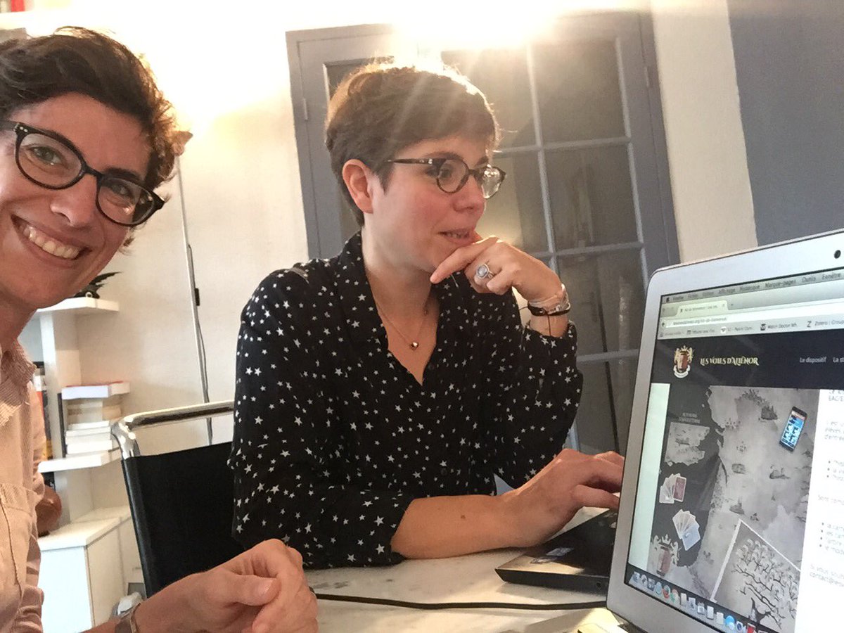 melaniebourdaa's tweet photo. Travail @media_num : refonte du site et réception du kit! Cc @JBideran https://t.co/jQtDJzX9pa