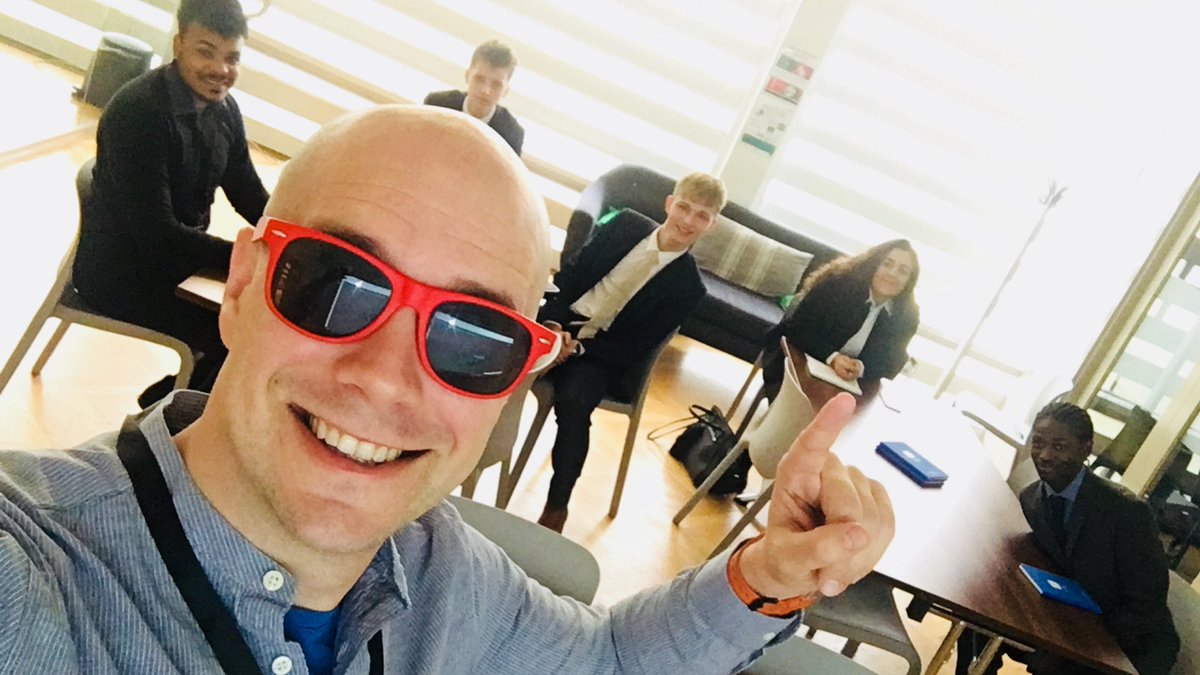 JODauthor's tweet photo. Love an early arrival for @LDNFuture #CareerKickstarter - shows #Energy #Enthusiasm #WillingessToLearn #DigitalClientServices #DigitalSkills https://t.co/Kx8rdYUWLq