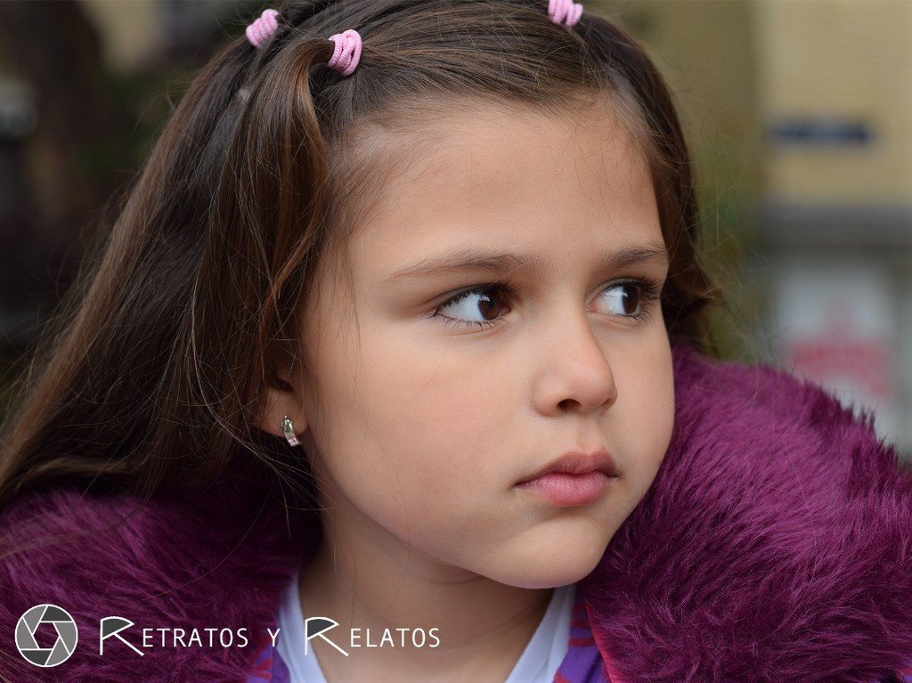RetratosyR's tweet photo. Parece que ahora sí ha llegado el otoño 🍂¡A sacar los abrigos! #Madrid #Otoño #Fotografía #Retratos https://t.co/7DQxasCCL7 https://t.co/B1gWN6FVDP