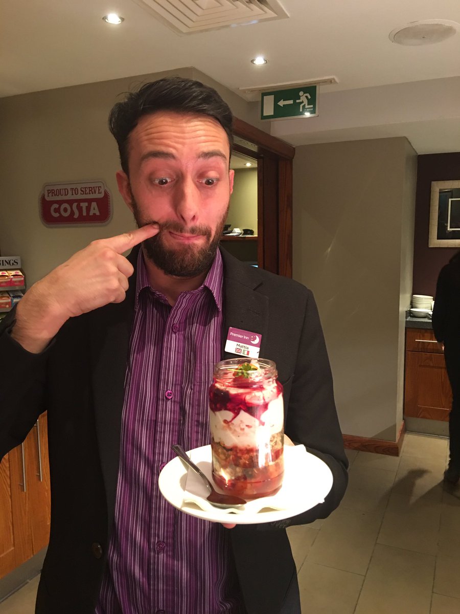 #BBFThursday Chef's special Signature Toast 👌 and healthy wildberry smoothie <a href="/SDEBDD/">simon ewins</a> <a href="/LAhMostloved/">LAhMostloved</a> <a href="/chouhanz/">chand chouhan</a> @R4chelMcKeeman <a href="/londoncitypi/">London Central North</a>