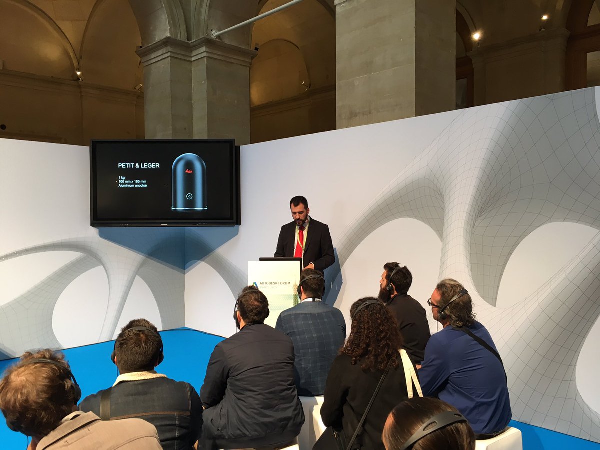 LeicaGeoFR's tweet photo. #ADSKForum - Présentation de @JChoinard pour la solution combinée #BLK360 et #Recap @AutodeskFrance https://t.co/swL6ylNa0o
