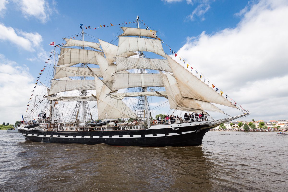 Débord de Loire 2025 (@deborddeloire) on Twitter photo Pour admirer le passage du Belem depuis les rives, rendez-vous :
► vers 18h au Pellerin
► vers 18h15 à Couëron
► vers 18h35 à Basse Indre
► vers 18h45 à Haute Indre
► vers 19h15 à Trentemoult
Arrivée du Belem à son ponton à 19h30
Photo <a href="/michaelfphoto/">Michaël FOUCAULT</a> Pour admirer le passage du Belem depuis les rives, rendez-vous :
► vers 18h au Pellerin
► vers 18h15 à Couëron
► vers 18h35 à Basse Indre
► vers 18h45 à Haute Indre
► vers 19h15 à Trentemoult
Arrivée du Belem à son ponton à 19h30
Photo <a href="/michaelfphoto/">Michaël FOUCAULT</a>