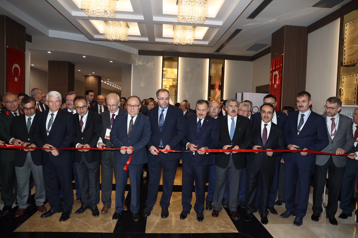 nurettintass's tweet photo. Fermanlar ve Beratlar sergisi Sayın Bakanımız Prof.Dr. Veysel EROĞLU'nun teşrifleriyle açıldı. https://t.co/jfLPRI32ZN