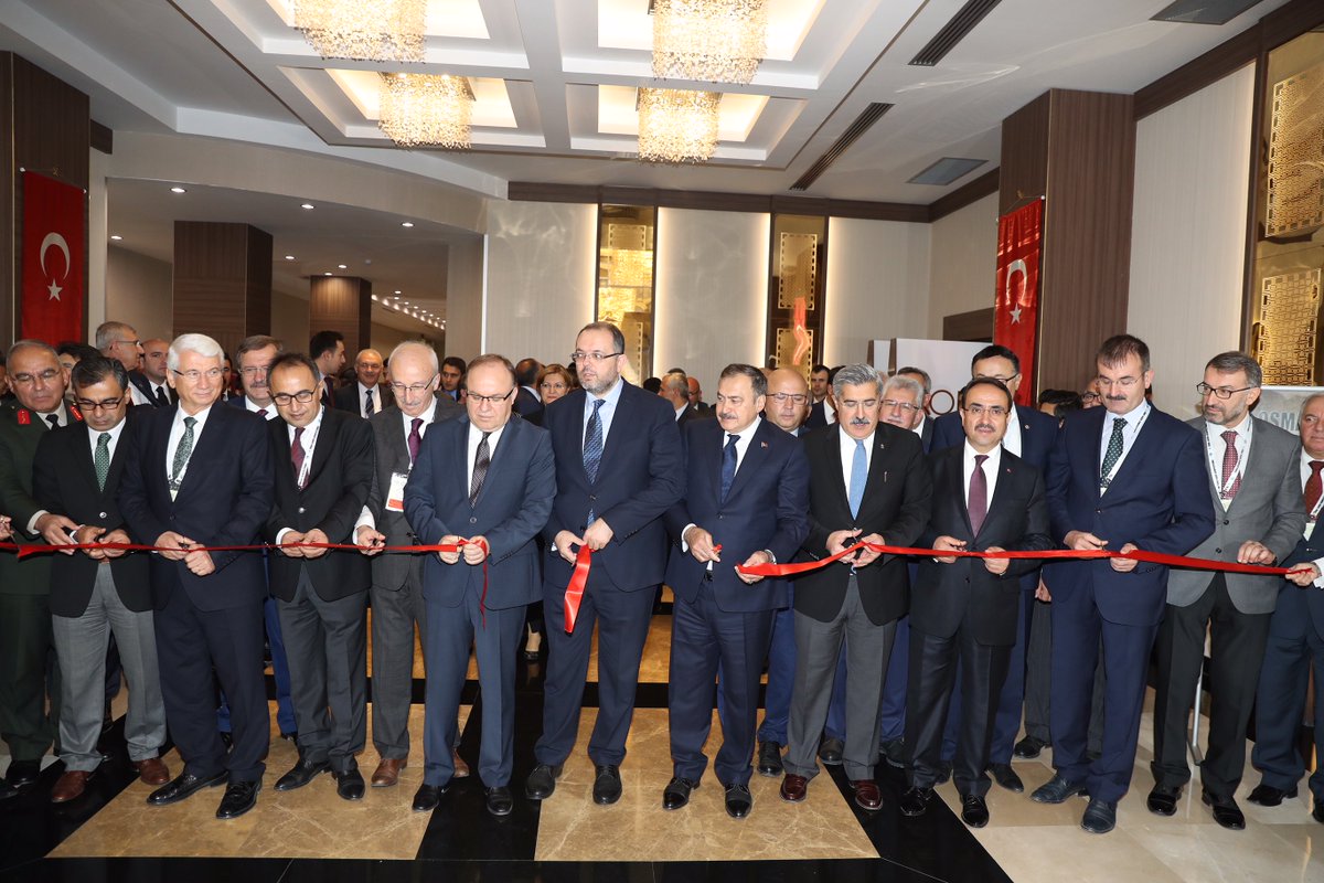 nurettintass's tweet photo. Fermanlar ve Beratlar sergisi Sayın Bakanımız Prof.Dr. Veysel EROĞLU'nun teşrifleriyle açıldı. https://t.co/jfLPRI32ZN