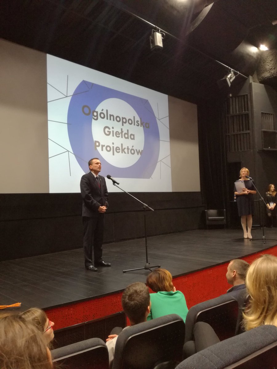 NCK_PL's tweet photo. Oficjalne otwarcie Ogólnopolskiej Giełdy Projektów 2017.  #OGP2017 #wGdyni https://t.co/HzaECk179w