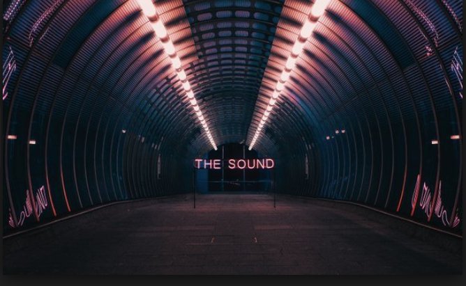 Max1023FM's tweet photo. #NowPlaying ''The Sound'' by @the1975
on #RCMusicMix
with @LadyOMary https://t.co/aY4jgdvnuz