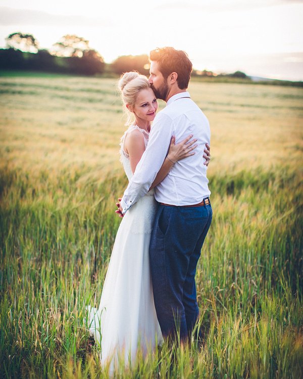 beechamphoto's tweet photo. Beautiful light. 
@park_house_barn 
#weddingphotography #wedding #weddingphotographer #lakedistrict #beechamphotography #light #sunset https://t.co/p0djCmGtQE