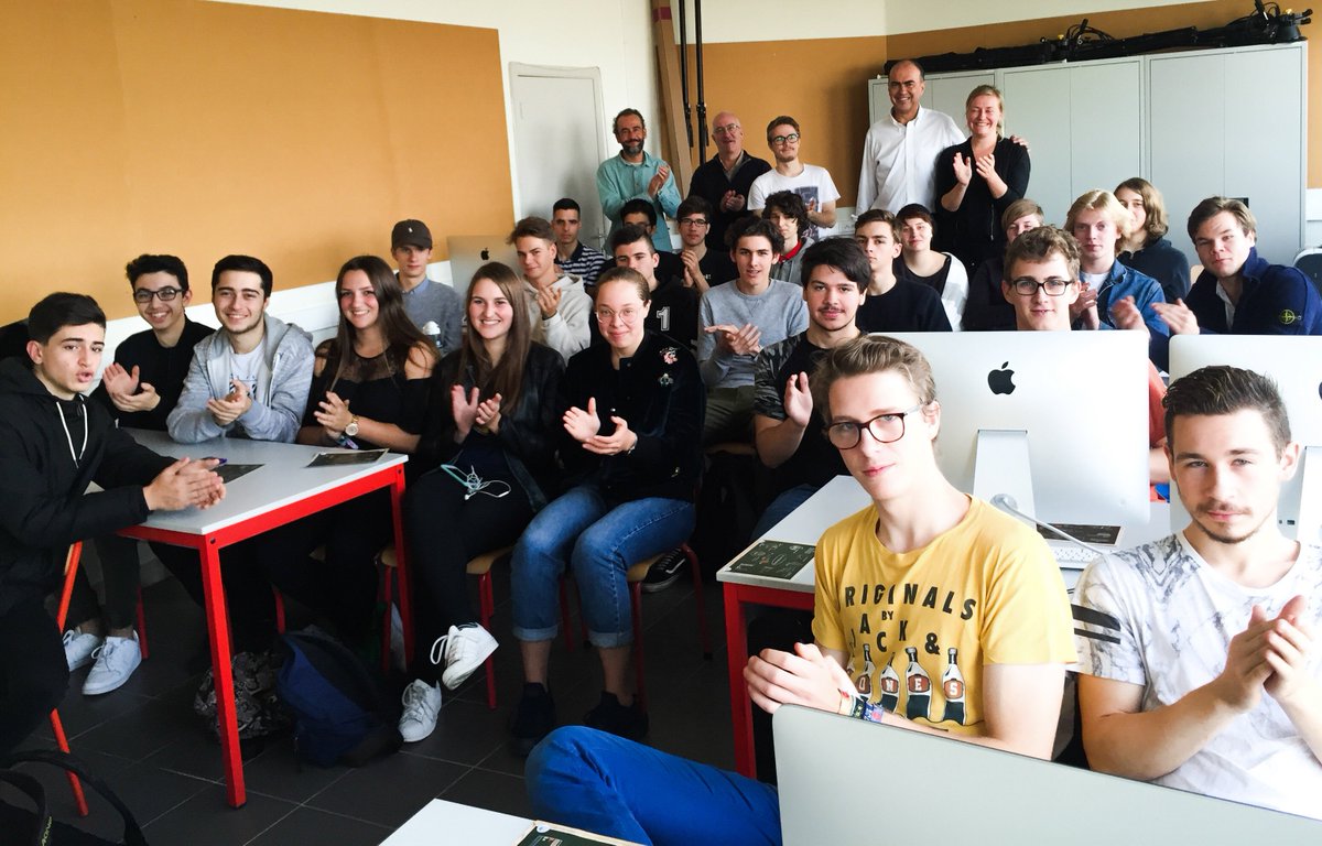 LucColemont's tweet photo. Wat 'n toffe klas #Cadixschool Antwerpen voor @StopDarmkanker les #NoXCuseproject #videoclip! #dagtegenkanker ๐
Txs @marinarypens ๐ธ https://t.co/114uhiRwGD