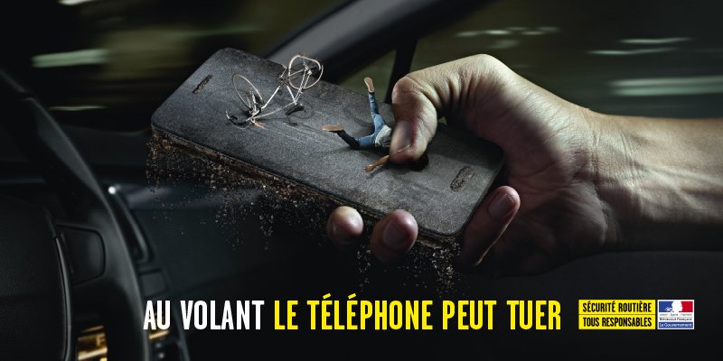 RoutePlusSure's tweet photo. Nouvelle campagne de la #Sécuritéroutière : "Au volant, le téléphone peut tuer" #TousTouchés ➡️ https://t.co/MSL20sSbBz https://t.co/Orp9pHrTFv