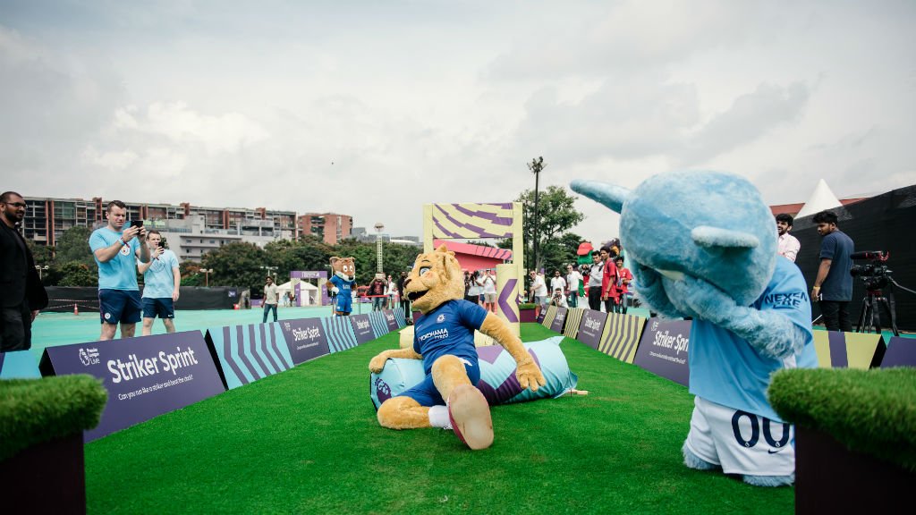 ManCity's tweet photo. Brilliant to meet #ManCity fans in India at #PLBengaluru! ๐ฎ๐ณ๐
Photos โก๏ธ https://t.co/tspJIYhLf1 https://t.co/cgOzX18kON