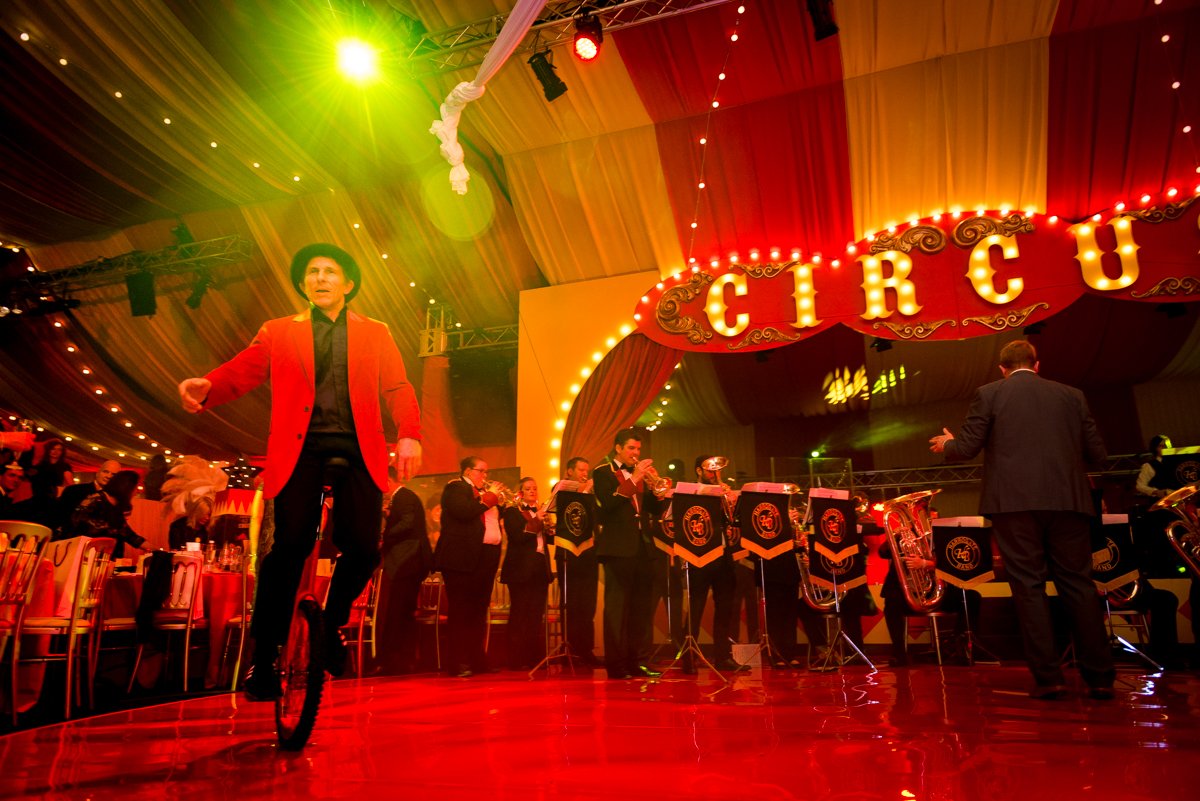 FirecrackerBall's tweet photo. Has it really been one year since the #Circus extravaganza? We loved every minute of it #firecracker16 #ThrowbackThursday https://t.co/b5Iq9sJ6AC