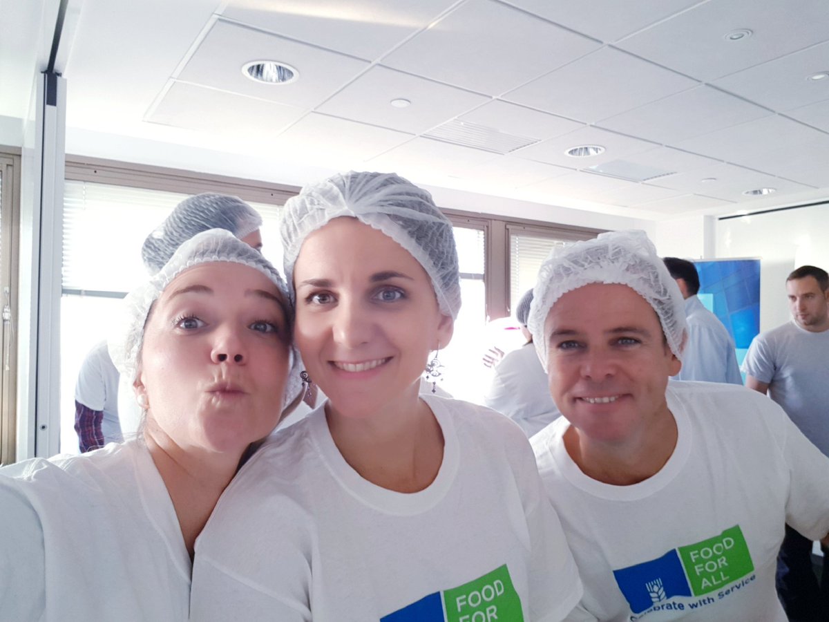 n_perezruiz's tweet photo. Ya llevamos 22.000 !!! #foodforall con @NetApp_es @Rise2030 #netappsolidaria https://t.co/2QrLf3itKn