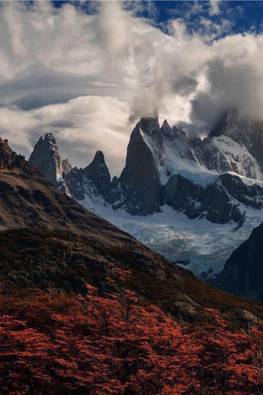 theearthlypics's tweet photo. breathtaking https://t.co/XsgP83R47m