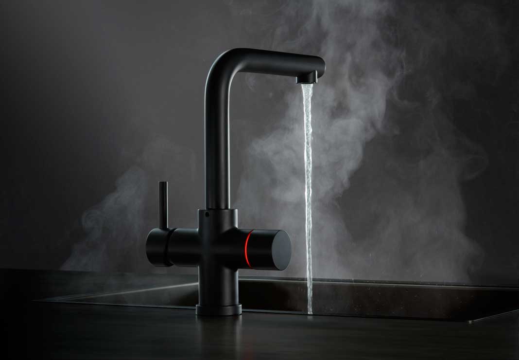 Keukenprijs's tweet photo. De Floww Black kokend water kranen een lust voor het oog - https://t.co/WvcUKas8LB https://t.co/LTMQiYOtlj